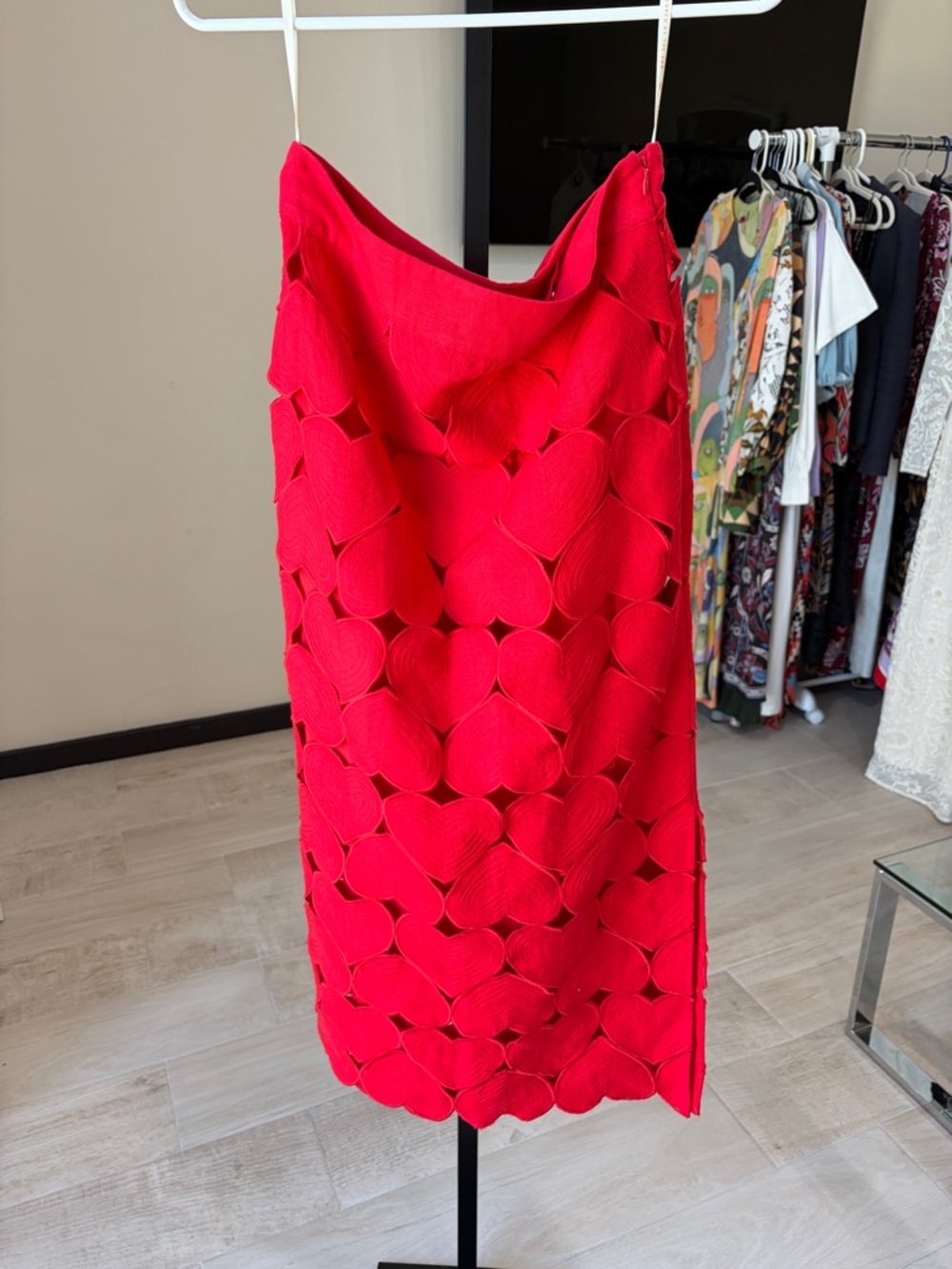 Farm Rio: Red Hearts Euroflax Premium
Linen Midi Skirt - Picture 10 of 12